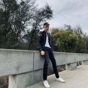 Meet your Posher, Jack